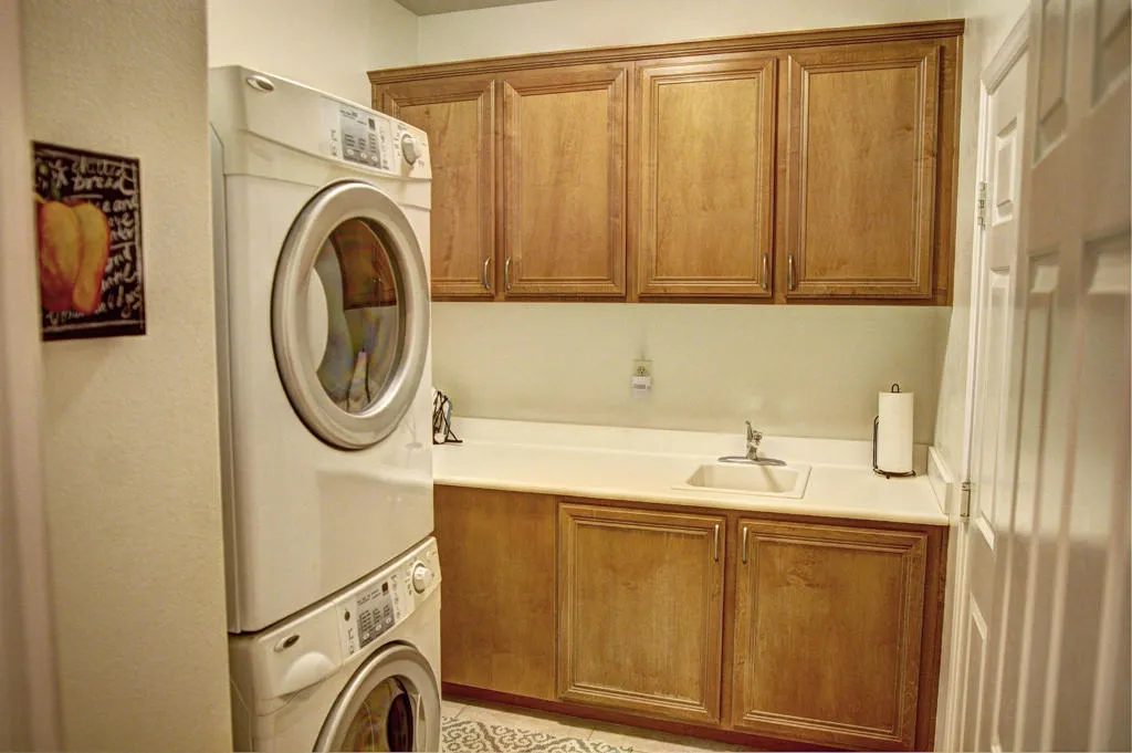 82087 Hopkins Drive, Indio, California 92201 home-pic-20